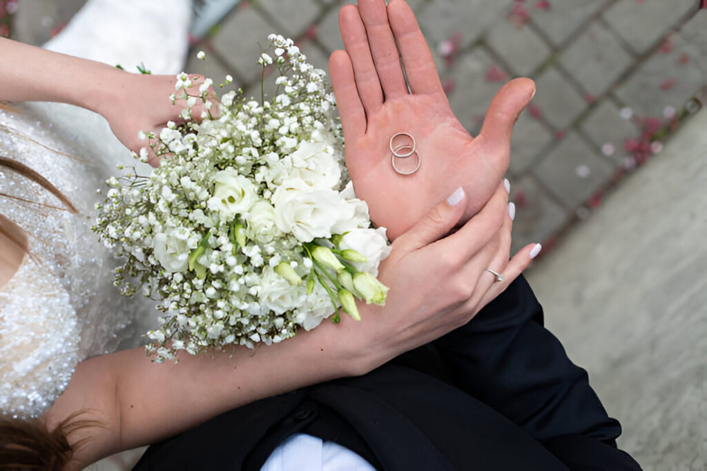 9 Key Strategies for a Long Distance Relationship During the Marriage Green Card Process